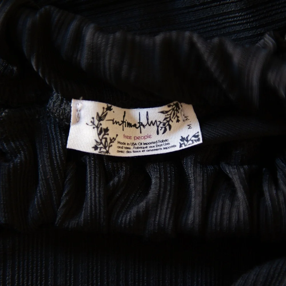 Intimately Free People Off Shoulder Ribbed Flowy Top - Picture 11 of 11